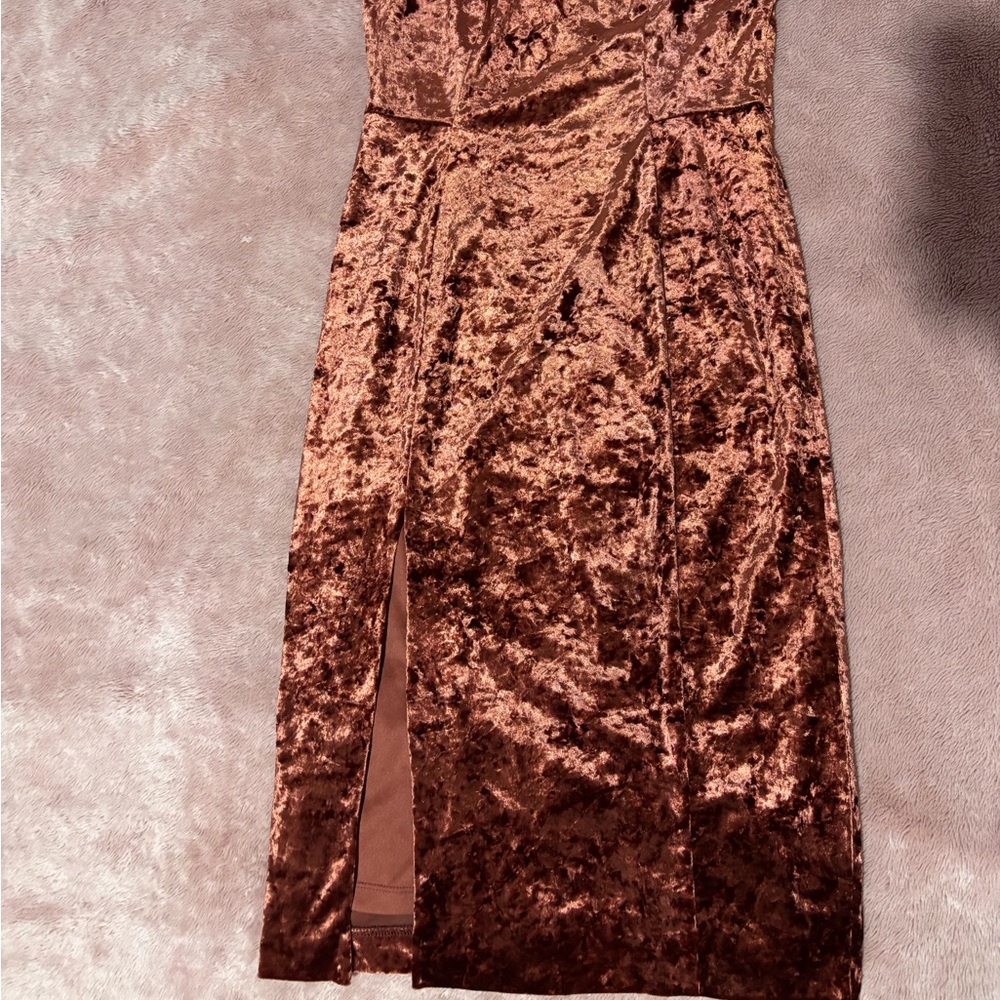 Maggy London Burnt Red Crushed Velvet Cold Open Shoulder Dress Sz 4 - Picture 4 of 14